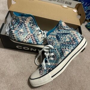 Converse All Star Blue and White Patterned Sneakers